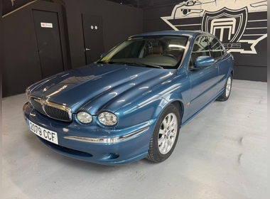 Jaguar - X-Type