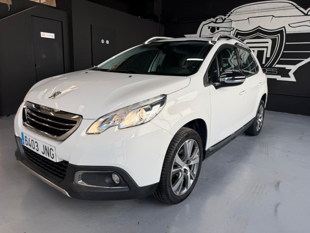 Peugeot 2008 Allure foto miniatura