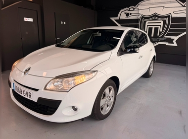 Renault - Megane