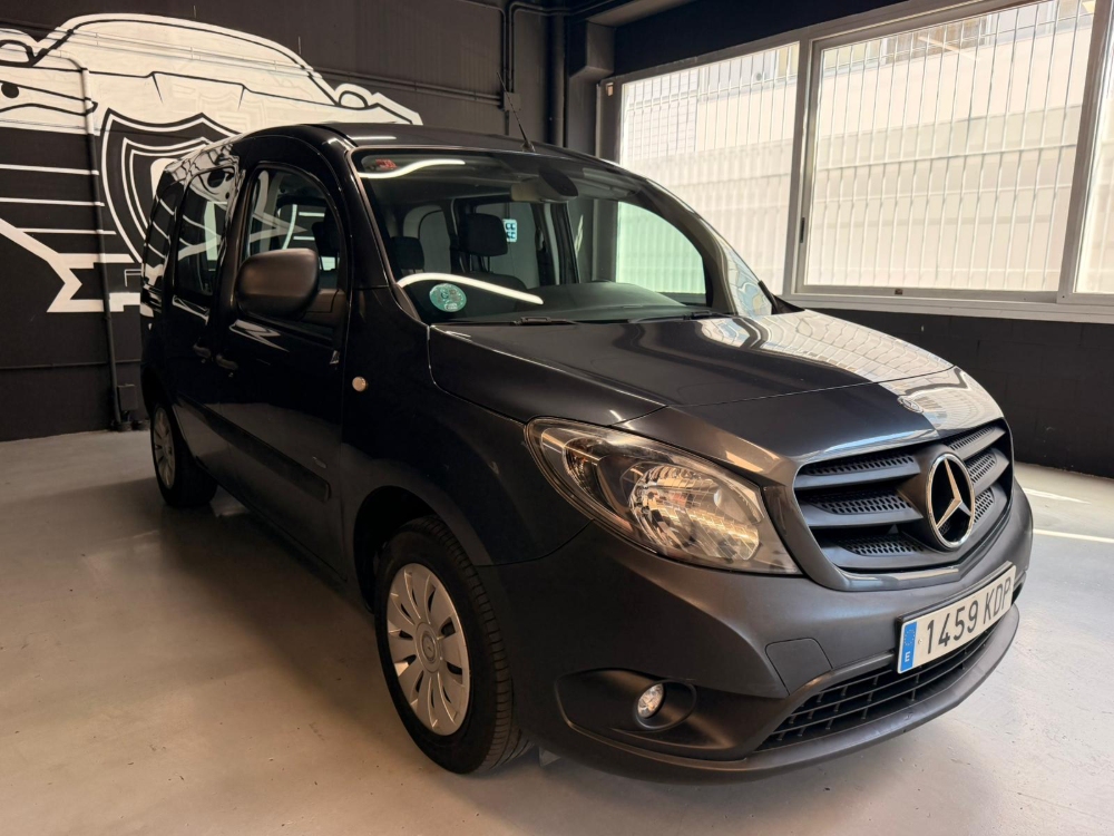 Mercedes-Benz Citan 109 CDI Largo (A2)(415.703) foto miniatura