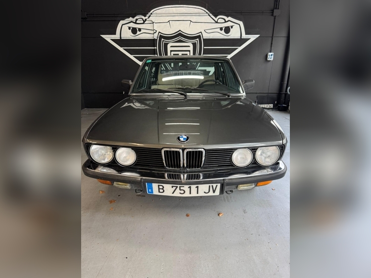 bmw 525e serie5 foto miniatura