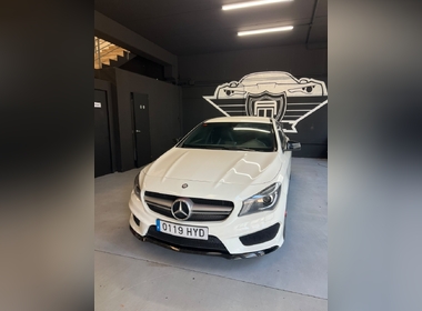Mercedes-Benz - Clase CLA